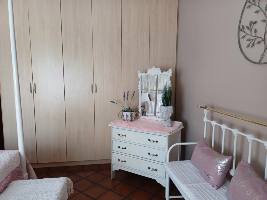 4 Bedroom Property for Sale in Lime Acres Northern Cape